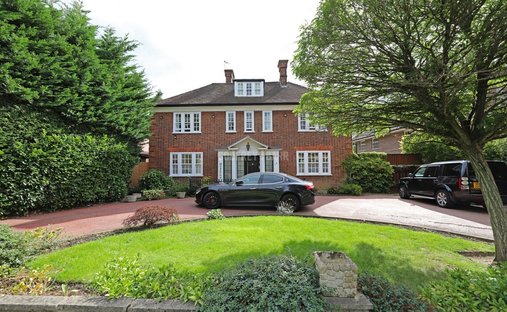 House in Hampstead Garden Suburb, Barnet, England 1
