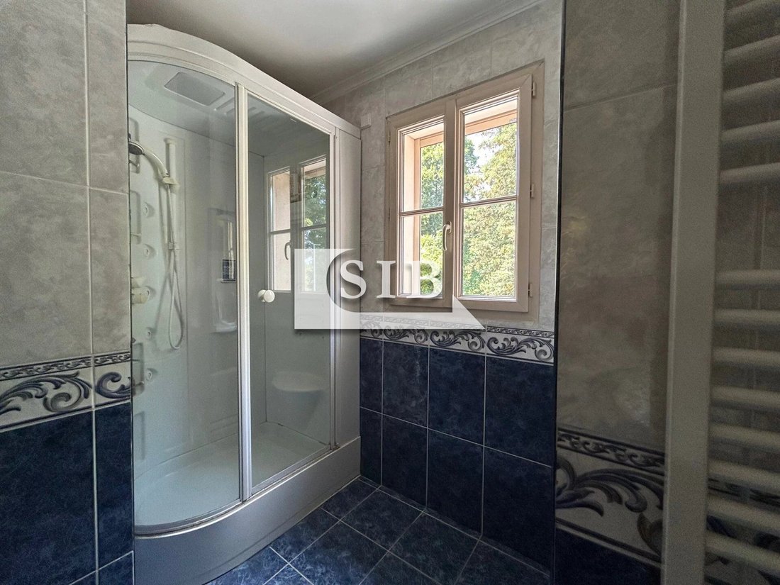 House in Longpont-sur-Orge, Ile-de-France, France 5 - 16737293