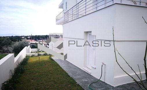 House in Nea Makri, Attica, Greece 1