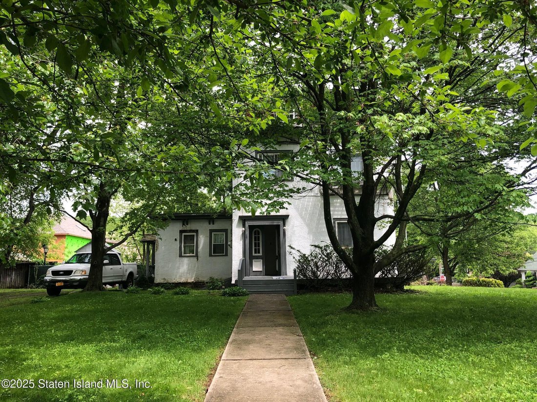 House in New York, New York, United States 3 - 16730519