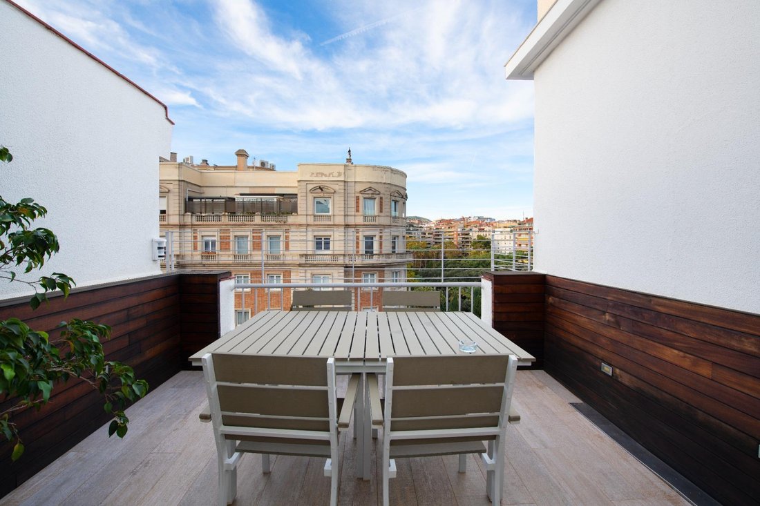Apartment in Sarrià-Sant Gervasi, Barcelona, Spain 1 - 16734232