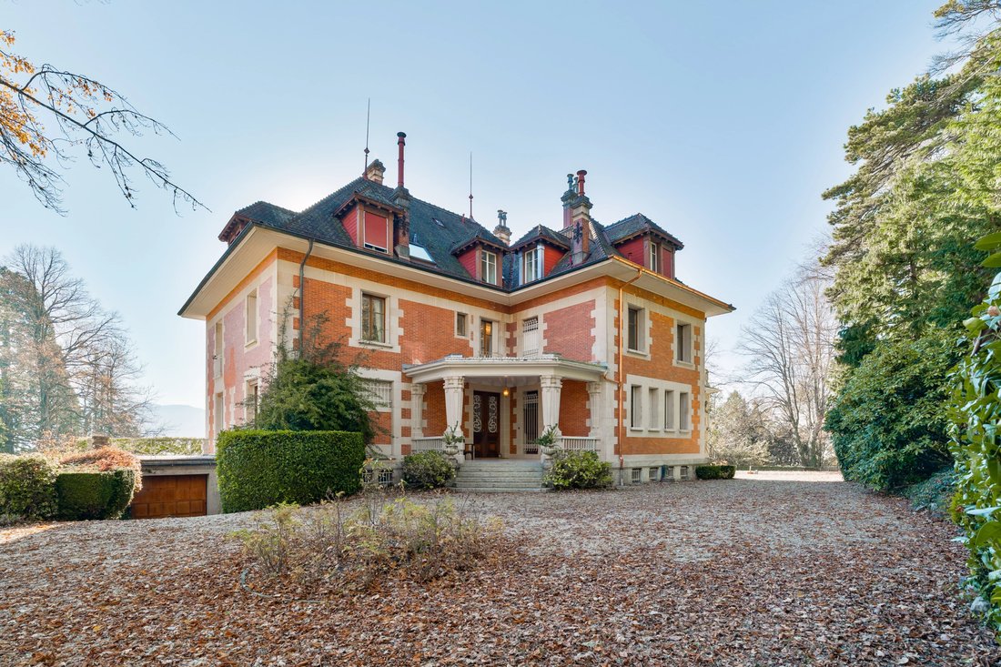 Haus in Bourg-en-Lavaux, Waadt, Schweiz 4 - 16733850