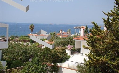 House in Saronida, Attica, Greece 1