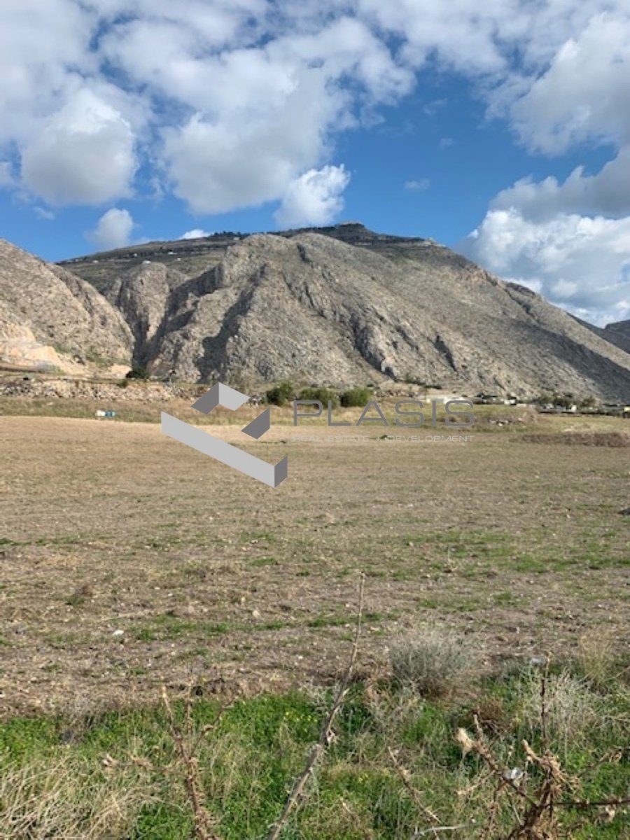 Land in Thira, Aegean, Greece 2 - 15731078