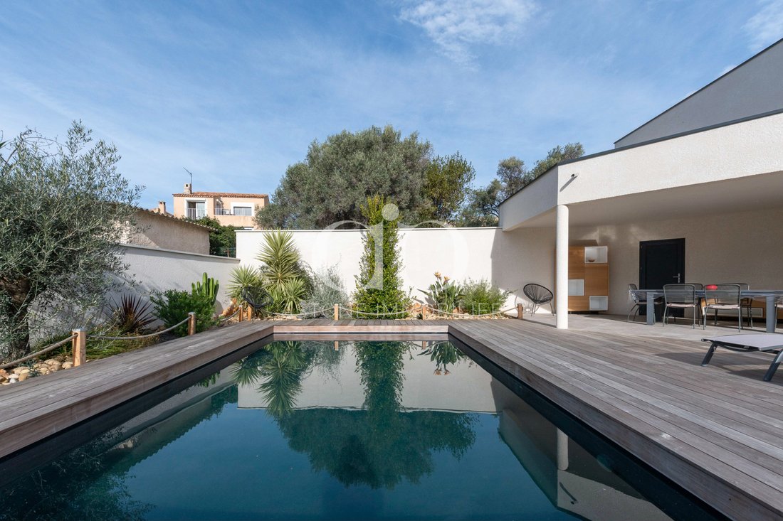 House in Bandol, Provence-Alpes-Côte d'Azur, France 4 - 16734723