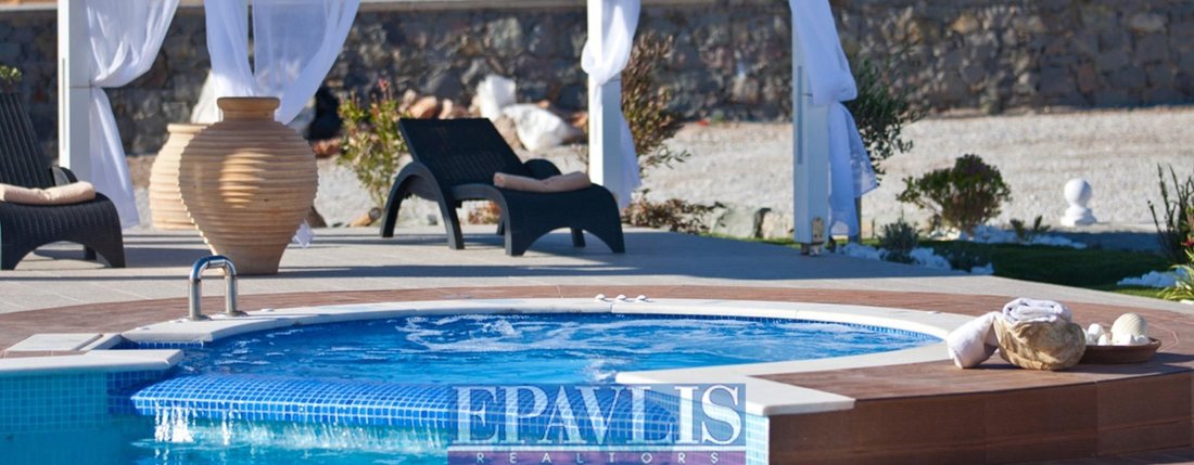 Condo in Milos, Aegean, Greece 3 - 16737481