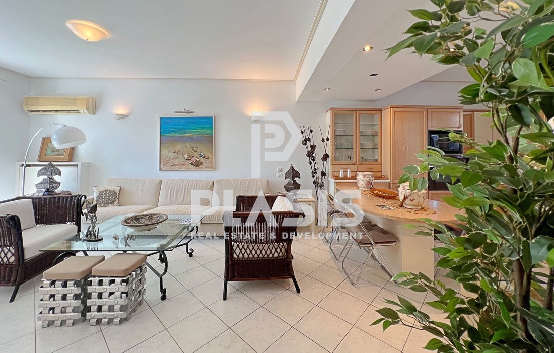 Apartment in Vouliagmeni, Attica, Greece 1 - 15947163