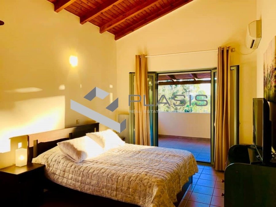House in Palea Fokea, Attica, Greece 4 - 15729594