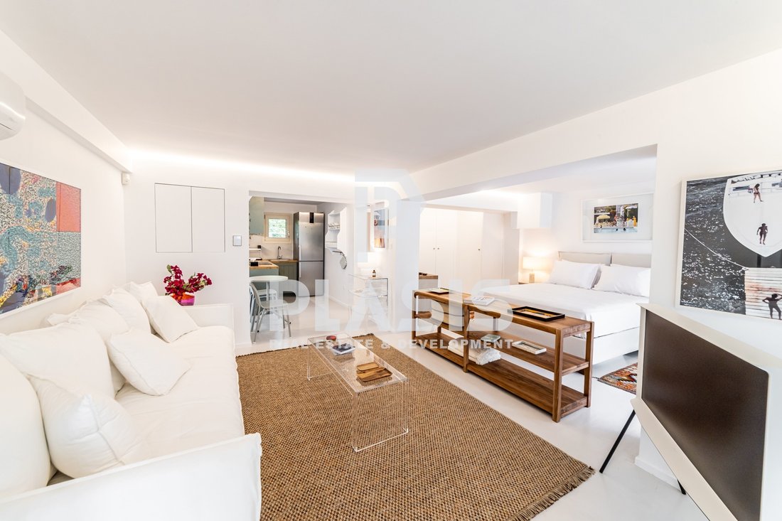 Apartment in Vouliagmeni, Attica, Greece 2 - 15692562