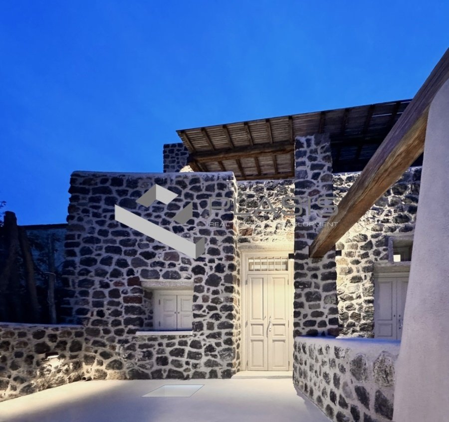 House in Thira, Aegean, Greece 3 - 15190852