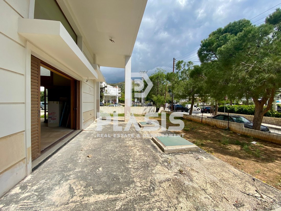 House in Vouliagmeni, Attica, Greece 2 - 15966679