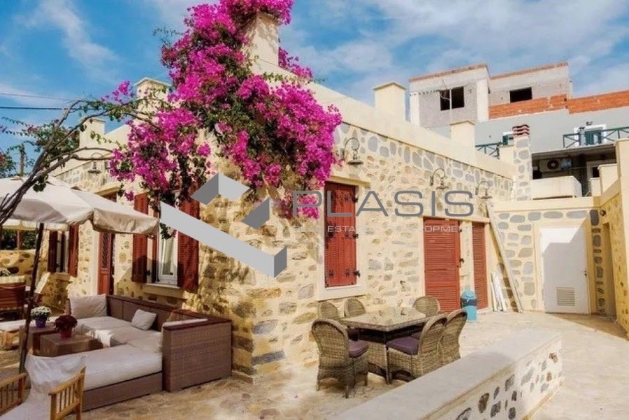 House in Syros, Aegean, Greece 3 - 15190887