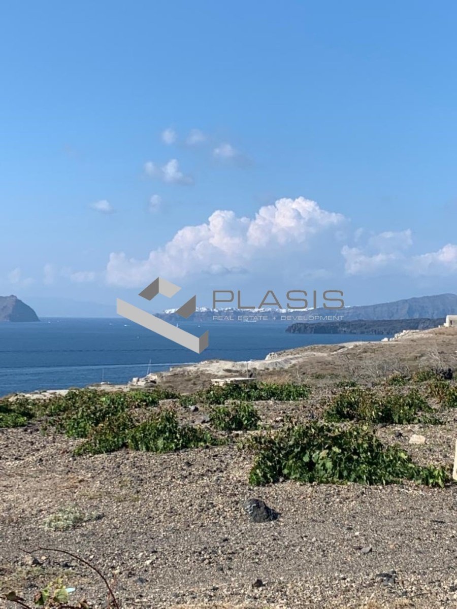 Land in Thira, Aegean, Greece 5 - 15731337
