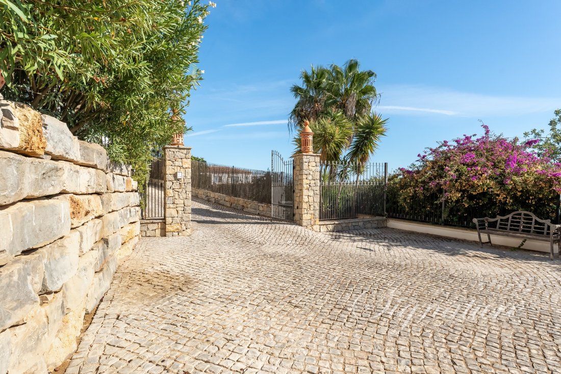 Villa in Santa Barbara de Nexe, Algarve, Portugal 4 - 16736357