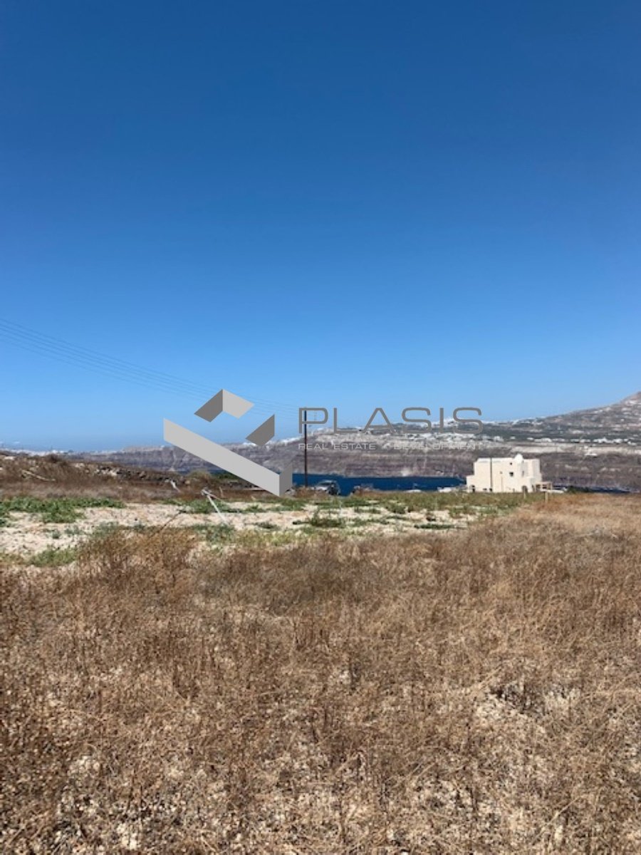 Land in Thira, Aegean, Greece 1 - 15731283