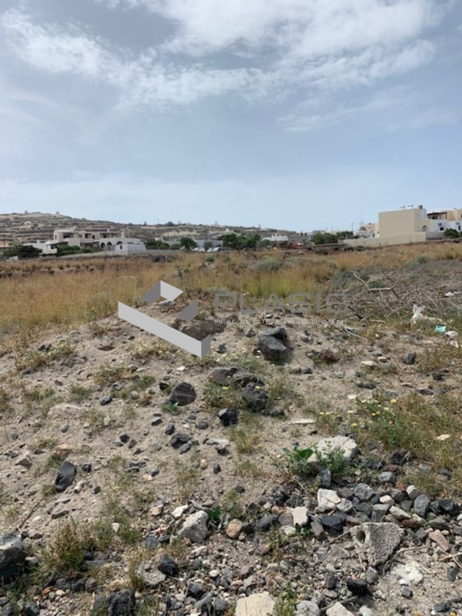 Land in Thira, Aegean, Greece 3 - 15731127