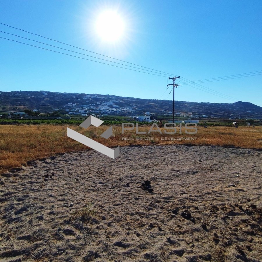 Land in Thira, Aegean, Greece 4 - 15737284