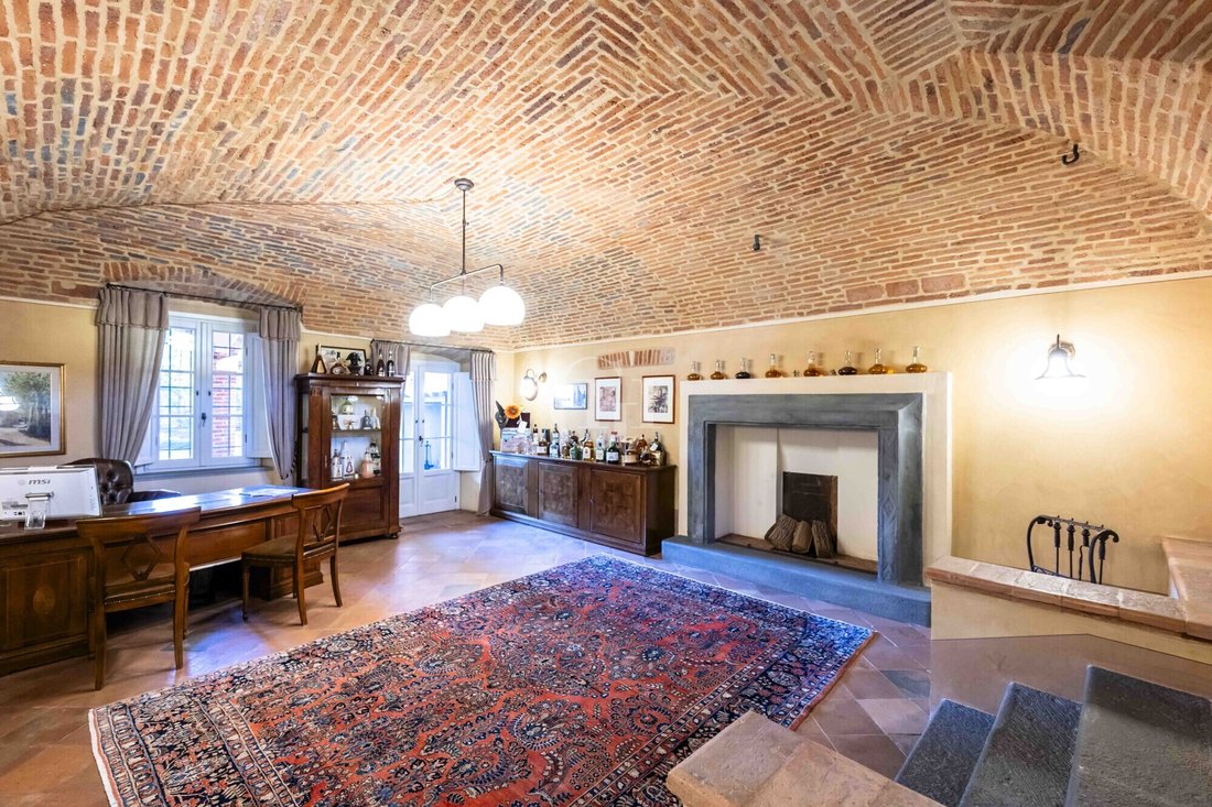 Villa in Cazzago San Martino, Lombardy, Italy 4 - 16737682