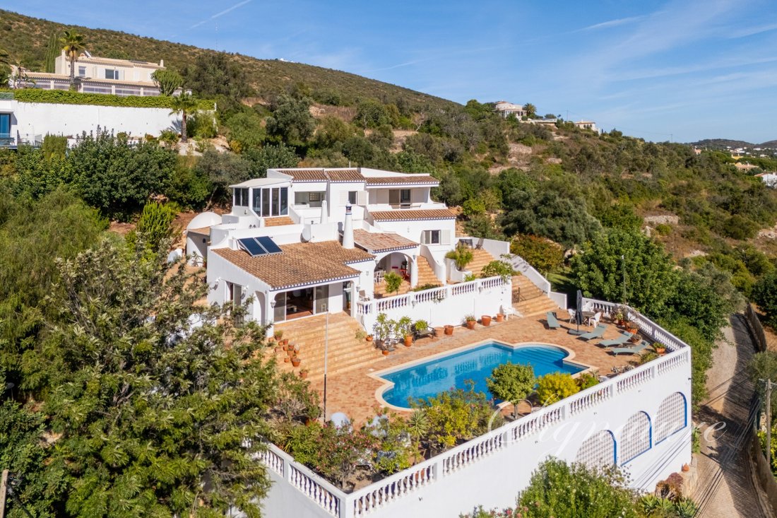 Villa in Santa Barbara de Nexe, Algarve, Portugal 1 - 16736357