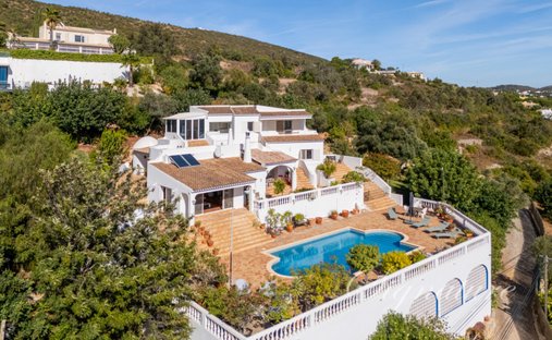 Villa in Santa Barbara de Nexe, Algarve, Portugal 1