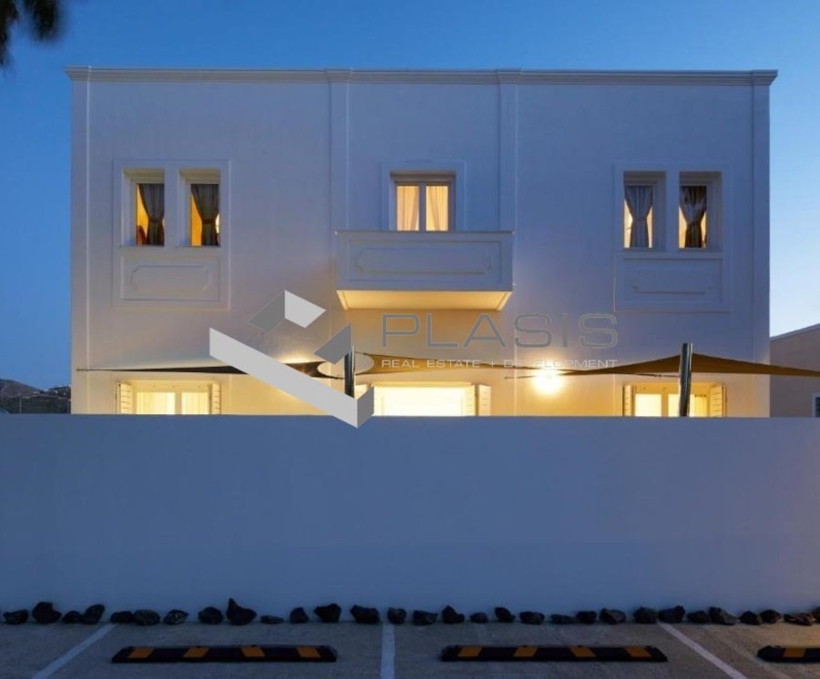 House in Thira, Aegean, Greece 3 - 15941866