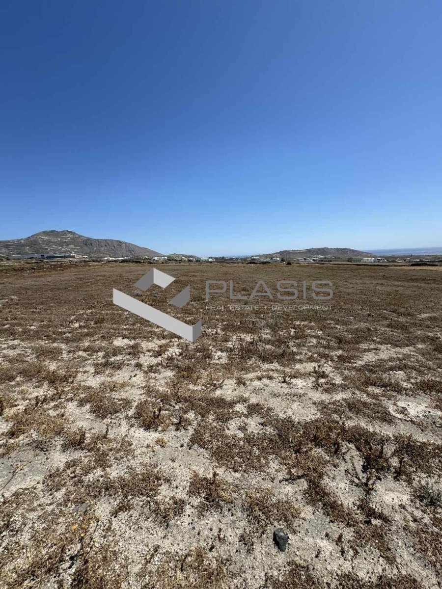 Land in Thira, Aegean, Greece 4 - 15729456