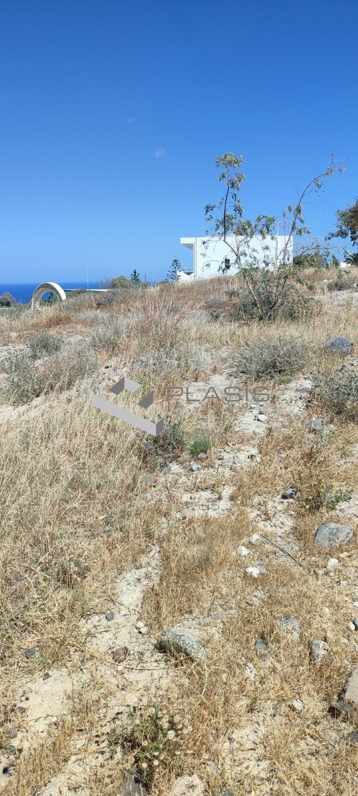 Land in Thira, Aegean, Greece 1 - 15737310