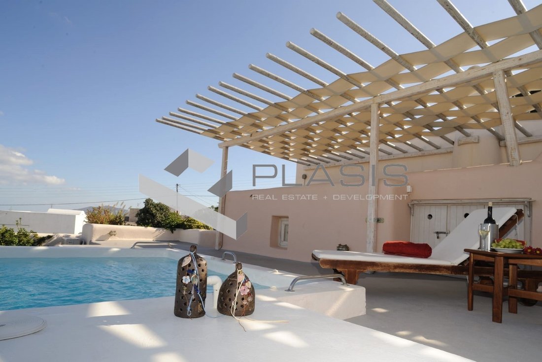 House in Thira, Aegean, Greece 1 - 15071772