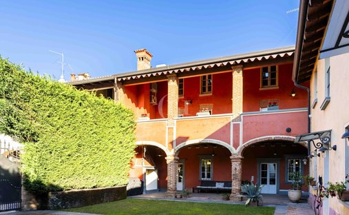 Villa in Cazzago San Martino, Lombardy, Italy 1