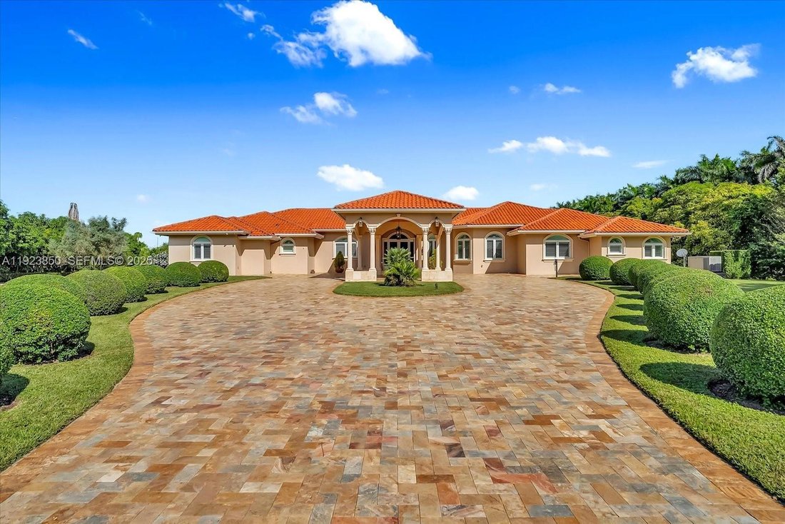 House in Miami, Florida, United States 2 - 16736282