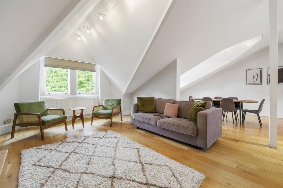 Apartment in Primrose Hill, Camden, England 2 - 16734859