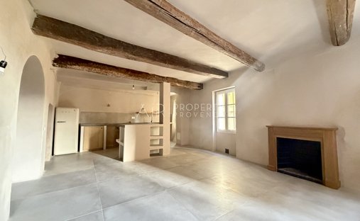 Beautiful Stone Property With Views And Pool