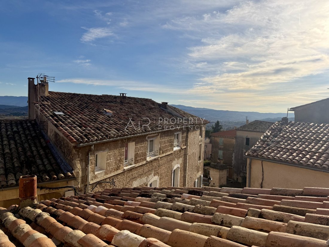 House in Saint-Saturnin-lès-Apt, Provence-Alpes-Côte d'Azur, France 1 - 16737258