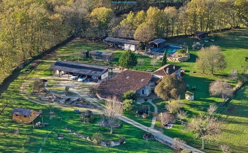 House in Tournon-d'Agenais, Nouvelle-Aquitaine, France 1