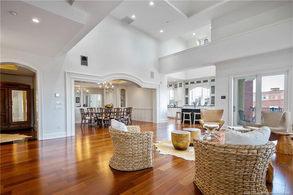 Condo in Fayetteville, North Carolina, United States 5 - 16732468