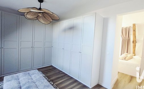 Castle for Sale in Auneau-Bleury-Saint-Symphorien, Centre-Val de Loire, France