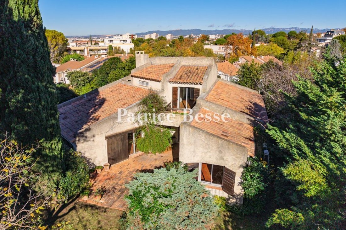 Villa in Le Redon, Marseille, Provence-Alpes-Côte d'Azur 2 - 16735473