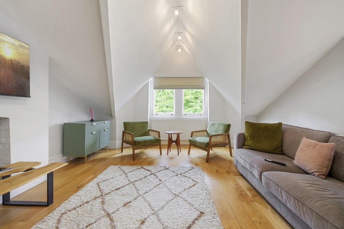 Apartment in Primrose Hill, Camden, England 1 - 16734859