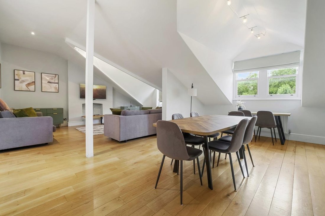 Apartment in Primrose Hill, Camden, England 3 - 16734859