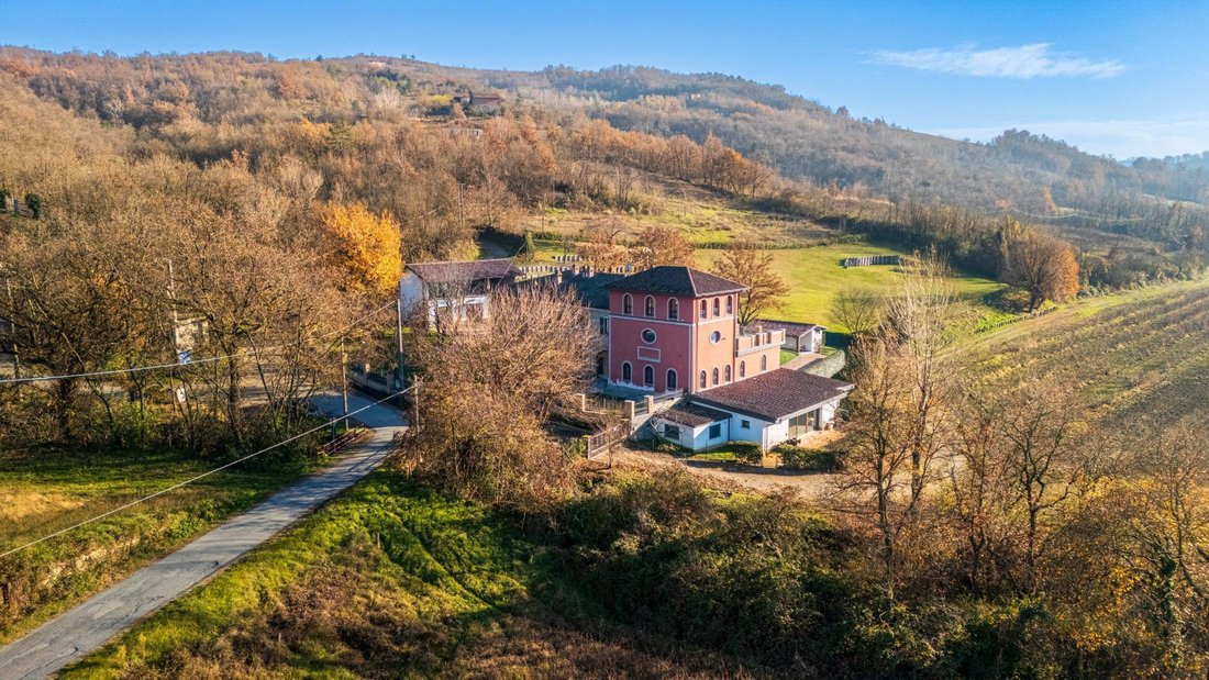 Villa in Volpedo, Piedmont, Italy 2 - 16691418