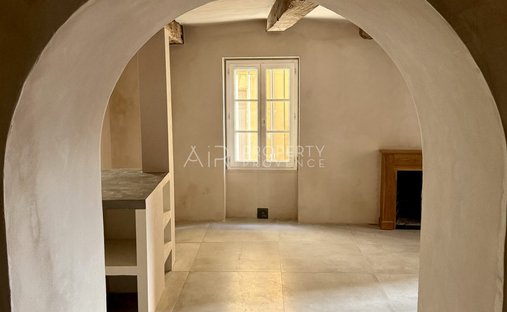 Beautiful Stone Property With Views And Pool