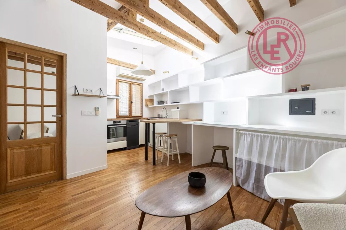 Apartment in République - Saint Ambroise, Paris, Ile-de-France 1 - 16733904