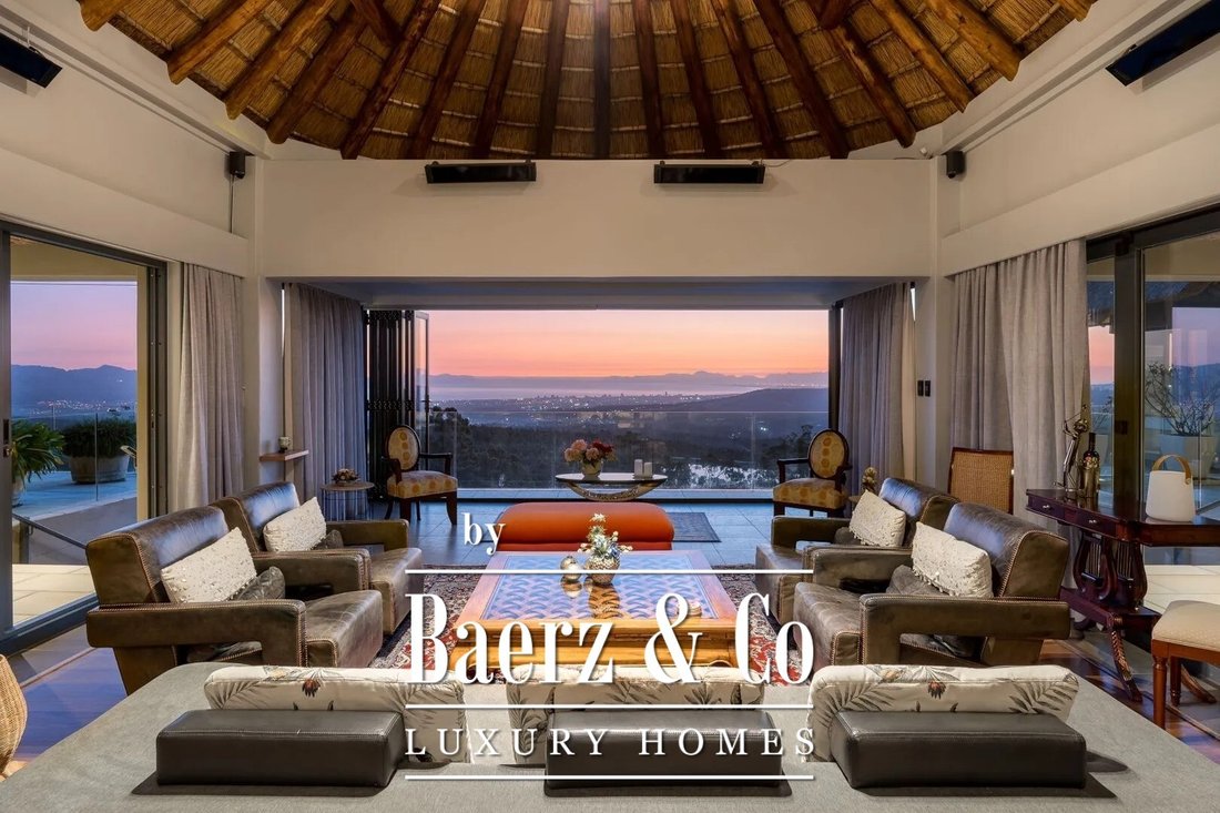 Estate in Sir Lowry's Pass, Cape Town, South Africa 2 - 16734041