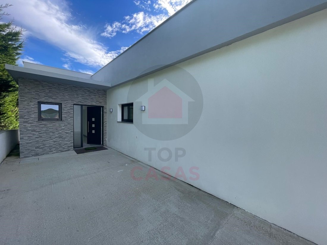 House in Santo Onofre e Serra do Bouro, Leiria District, Portugal 3 - 16736347