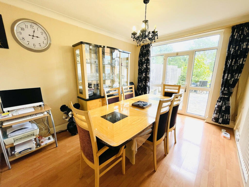 House in Southall, Ealing, England 5 - 16735064
