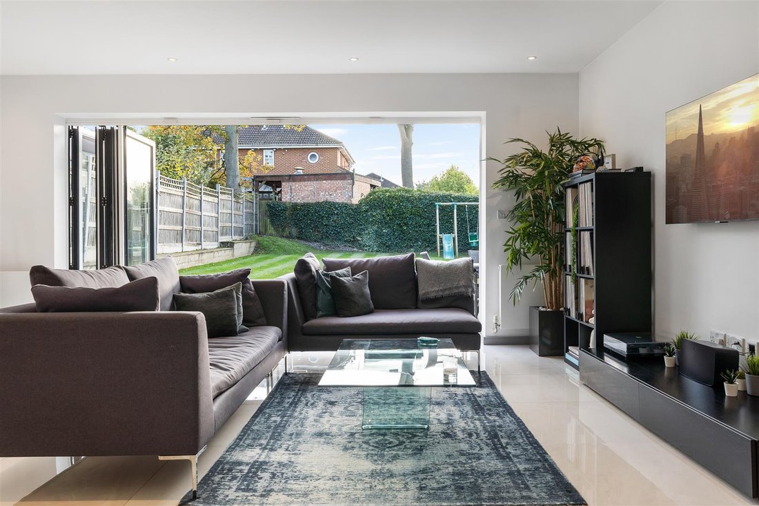 House in Finchley, Barnet, England 3 - 16735012
