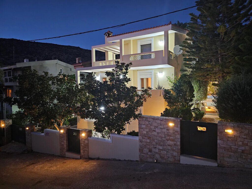Villa in Palea Fokea, Attica, Greece 1 - 16735201