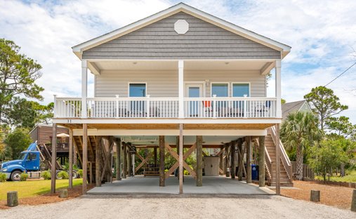 House in Folly Beach, South Carolina, United States 1