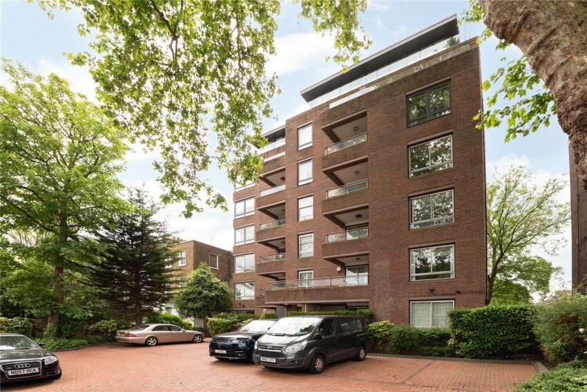 Apartment in Dagenham East, England 1 - 16734602