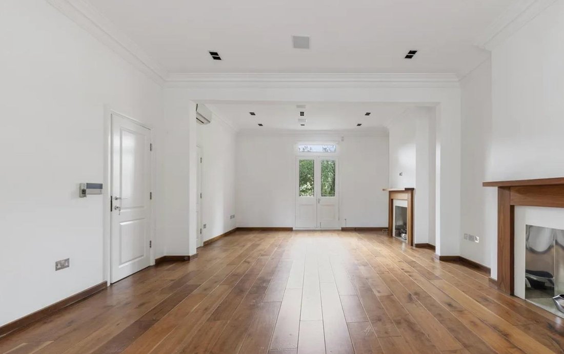 House in St John's Wood, Westminster, England 2 - 16735041